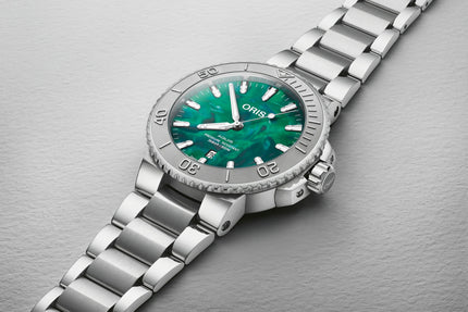 Oris X Bracenet - sat inspirisan dubinom