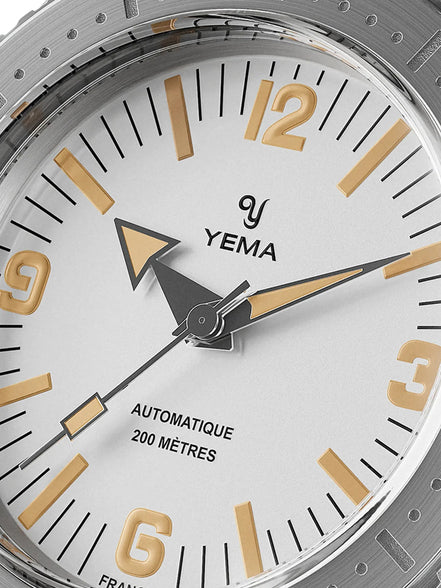 YEMA Diver White