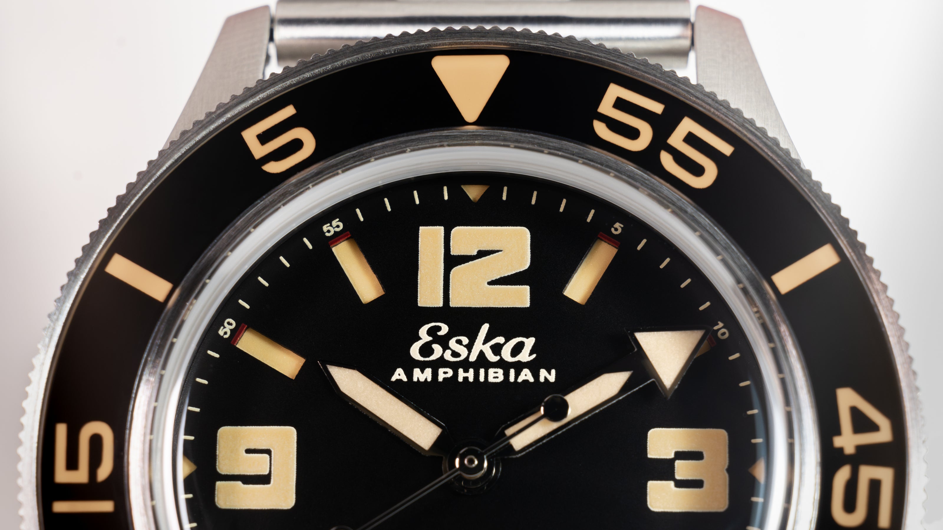 ESKA Amphibian 250 Black Shark