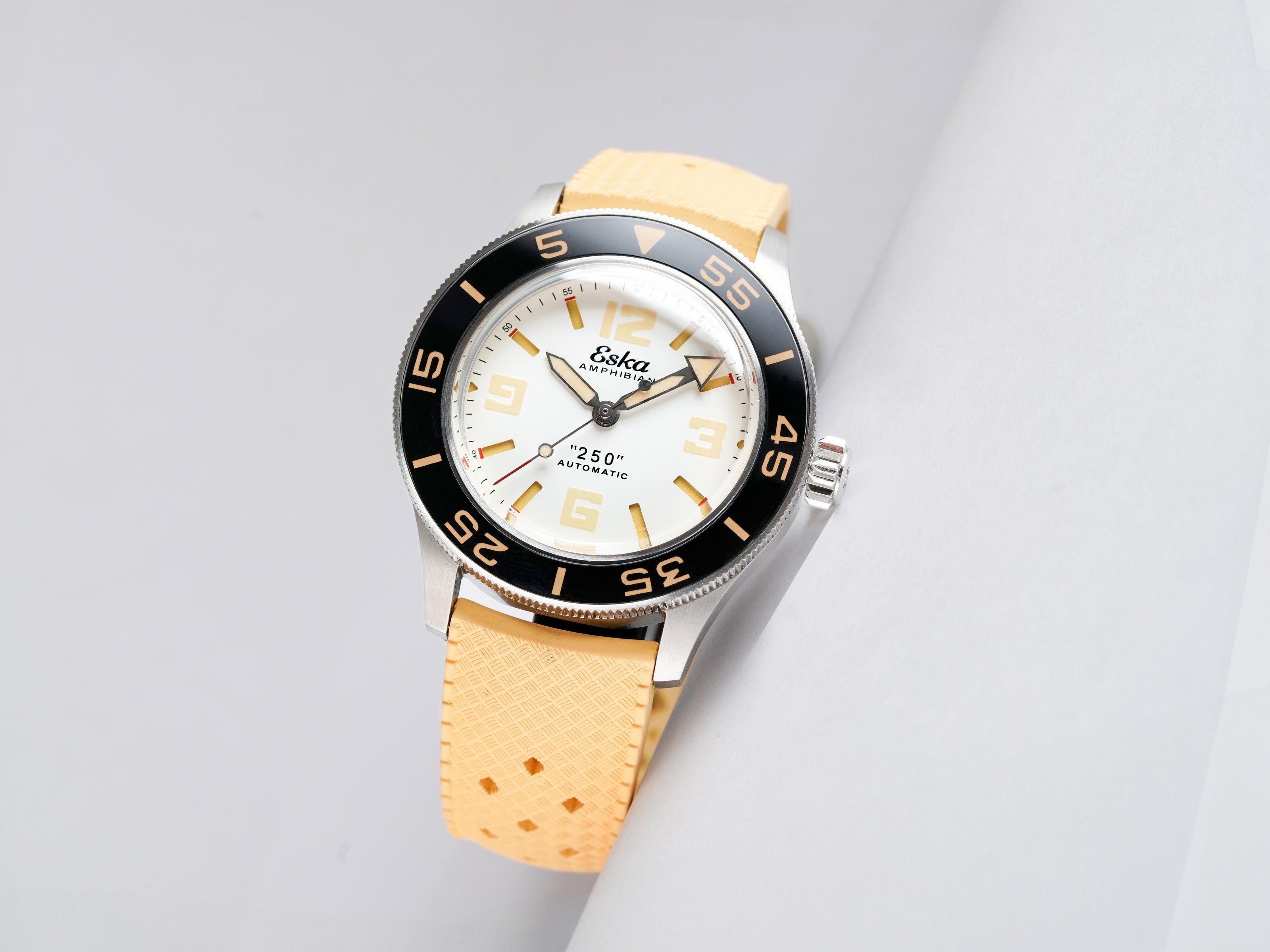 ESKA Amphibian 250 White Shark